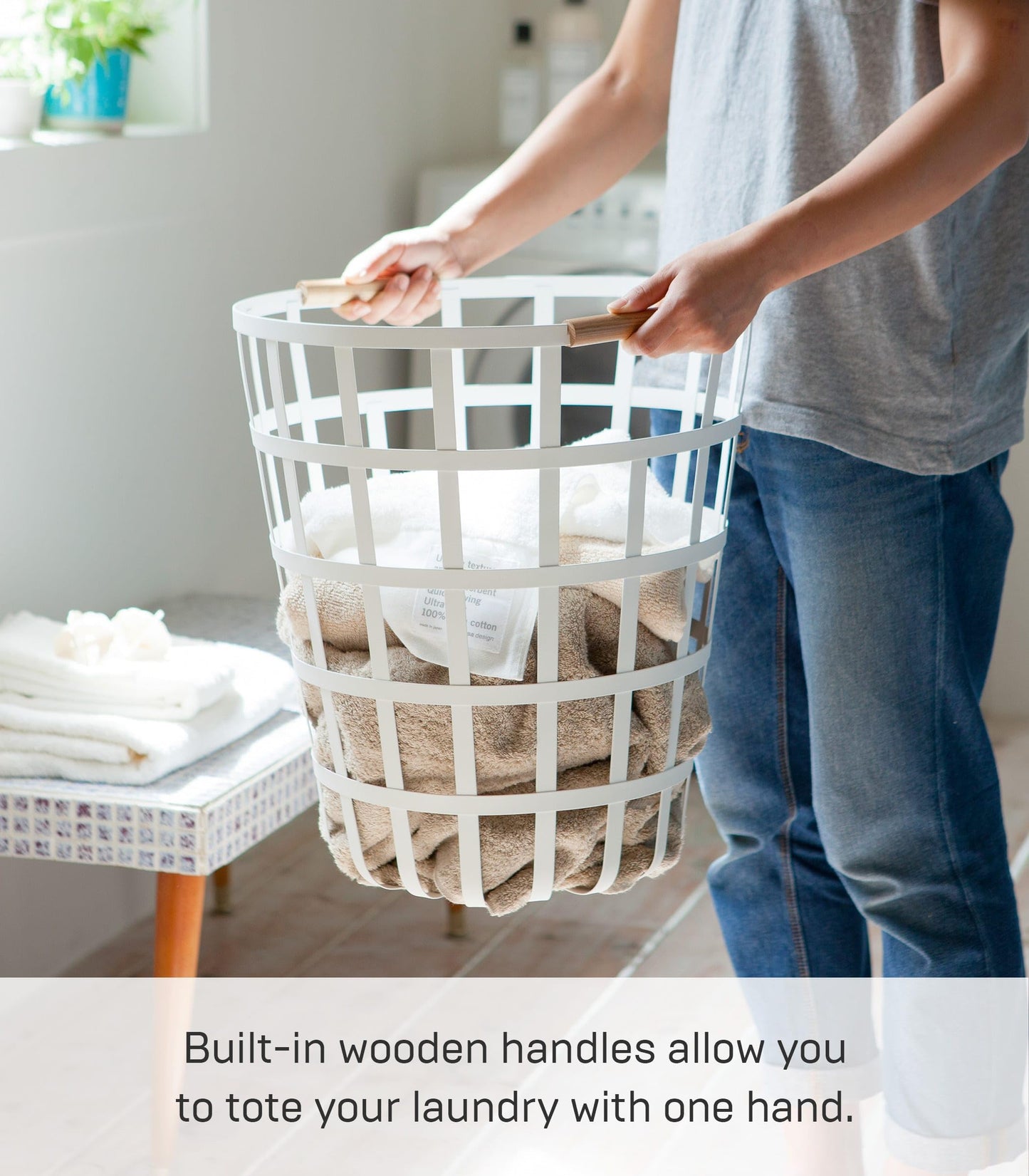 Round Laundry Basket with Steel Frame and Wood Handle